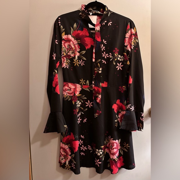 Floral Dress - Picture 2 of 4